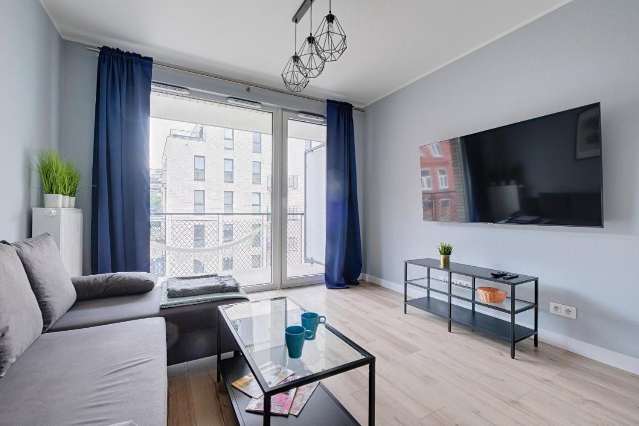 2Br Apt Strzelecka 24 With Balcony Lägenhet Warszawa Exteriör bild