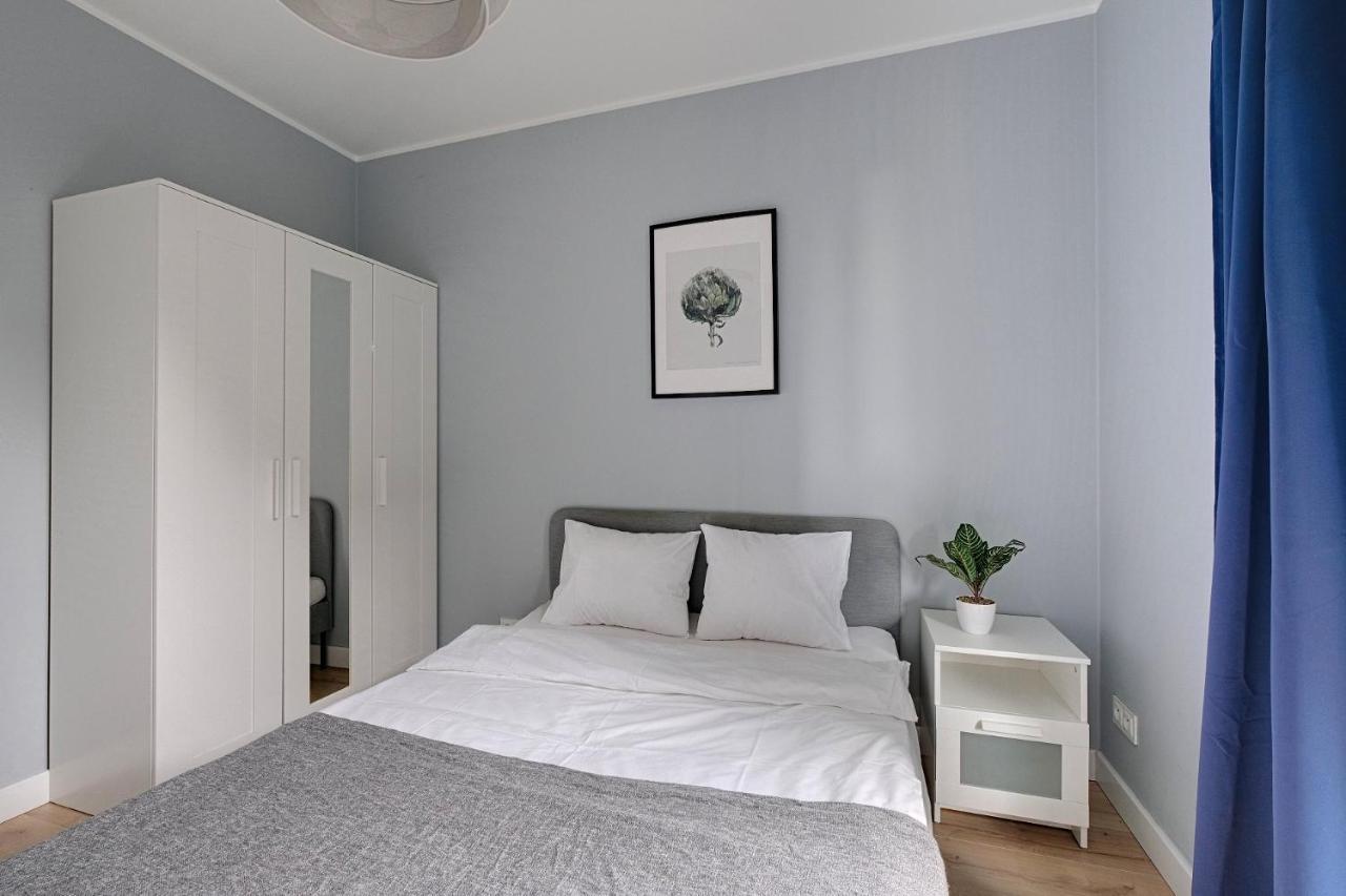 2Br Apt Strzelecka 24 With Balcony Lägenhet Warszawa Exteriör bild