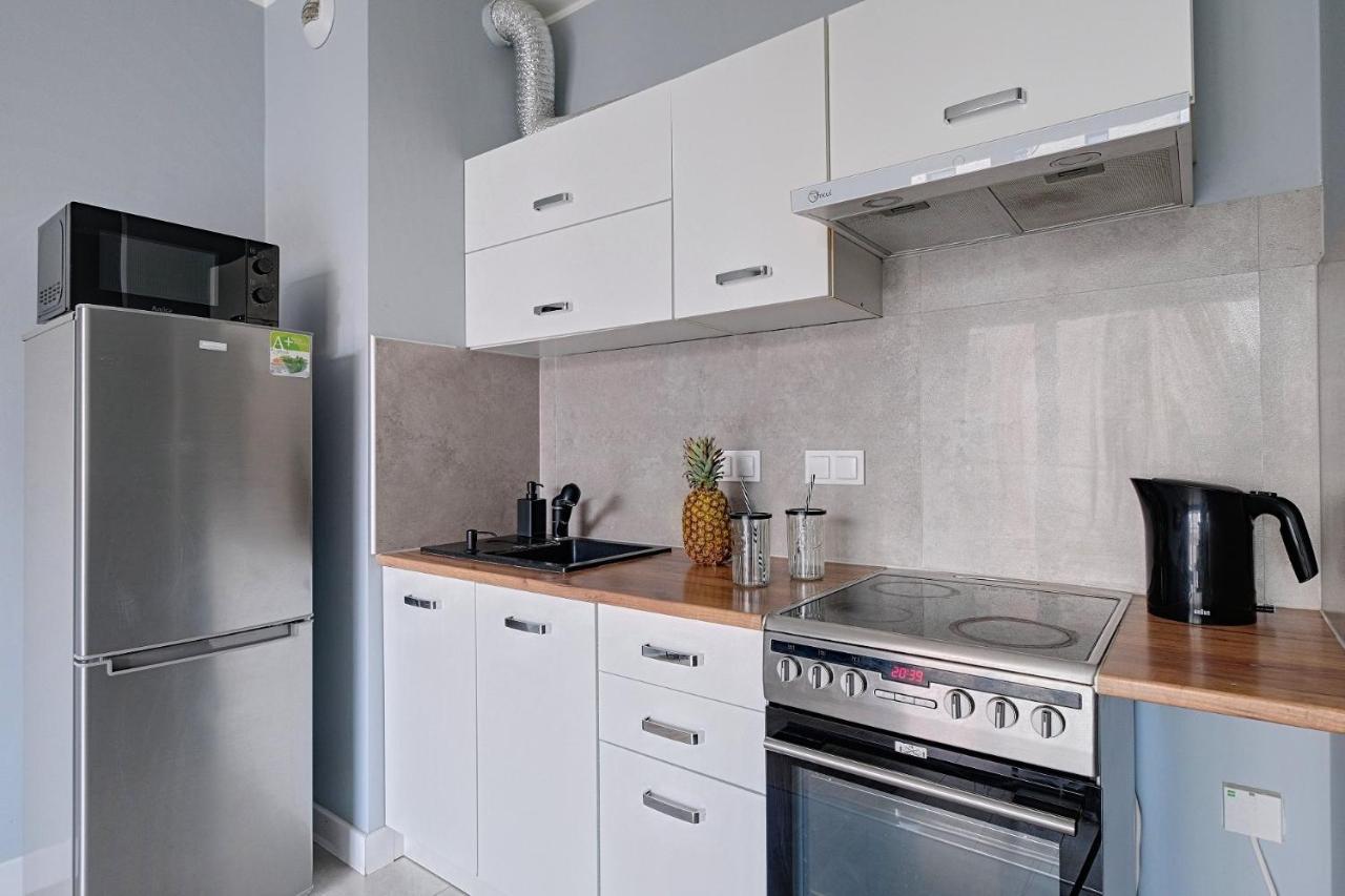 2Br Apt Strzelecka 24 With Balcony Lägenhet Warszawa Exteriör bild