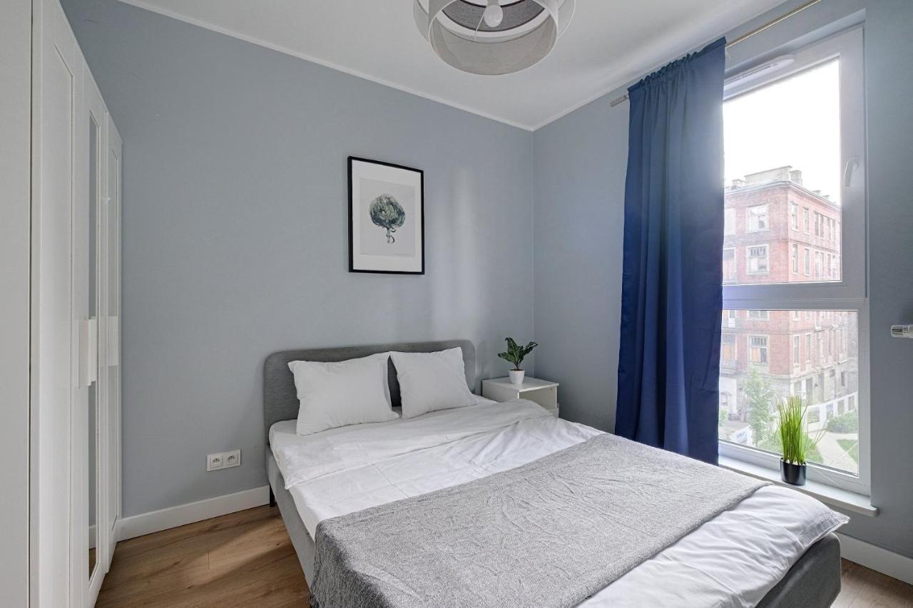 2Br Apt Strzelecka 24 With Balcony Lägenhet Warszawa Exteriör bild