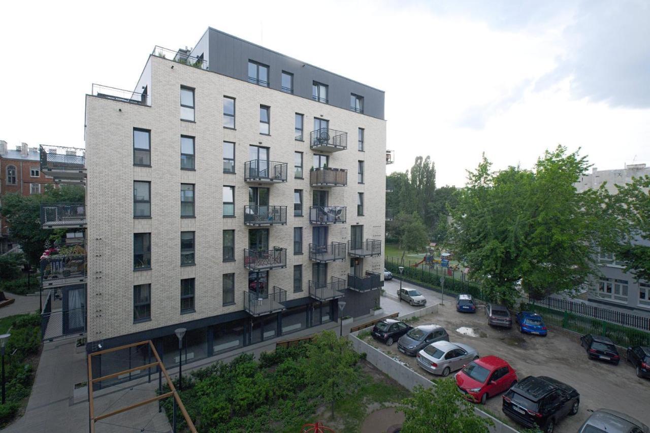 2Br Apt Strzelecka 24 With Balcony Lägenhet Warszawa Exteriör bild
