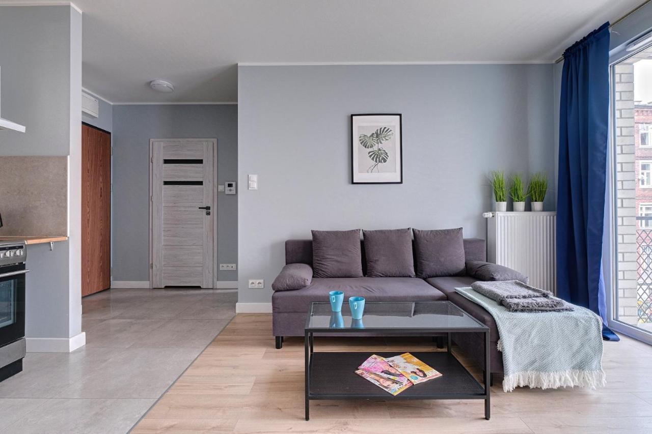 2Br Apt Strzelecka 24 With Balcony Lägenhet Warszawa Exteriör bild