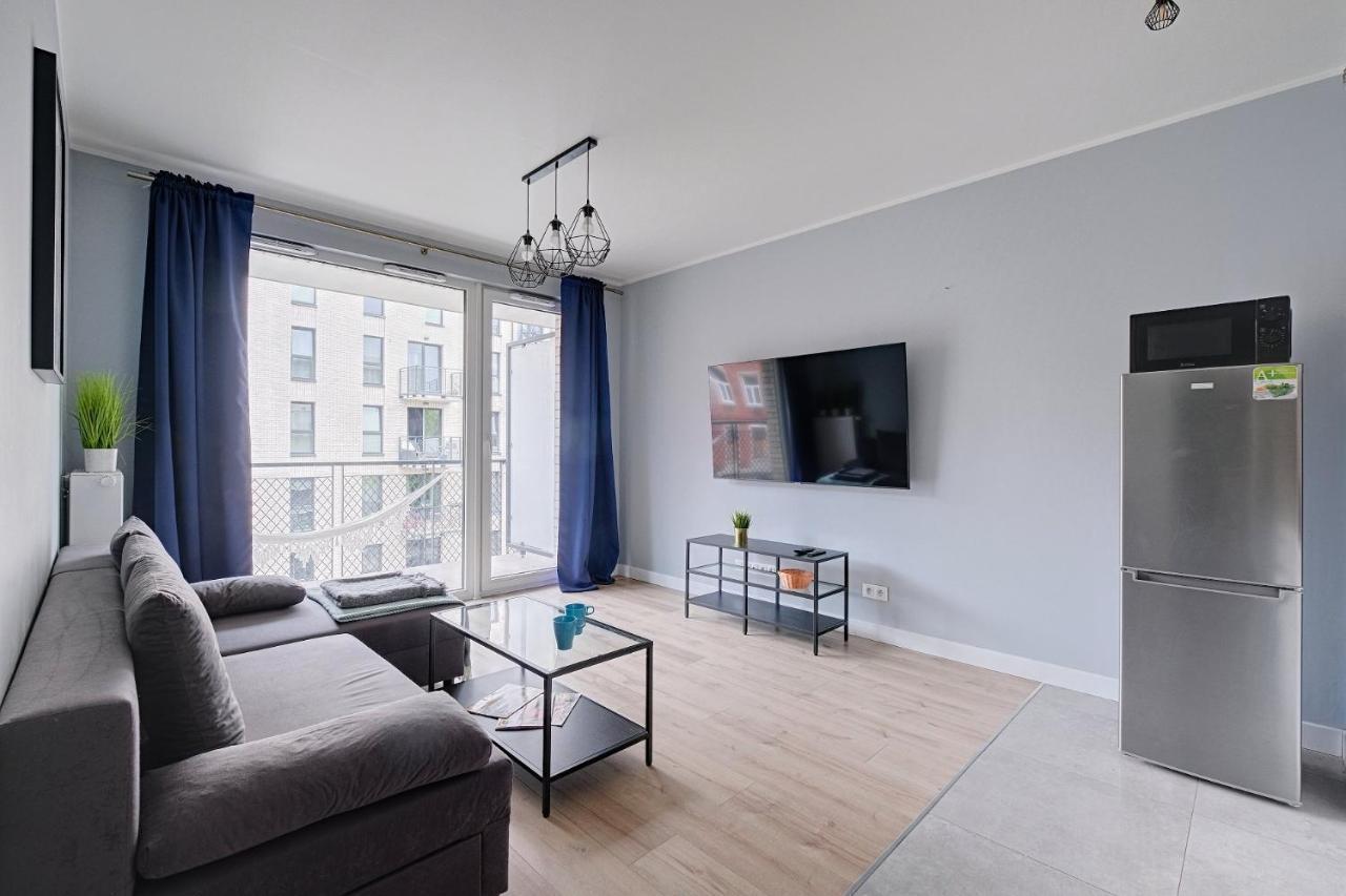 2Br Apt Strzelecka 24 With Balcony Lägenhet Warszawa Exteriör bild